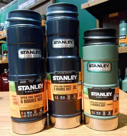 Stanley Classic One Hand Vacuum Mug 0.35L